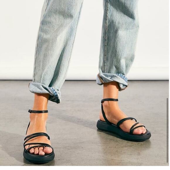 free‎ people strapped leather sandles - Picture 1 of 7